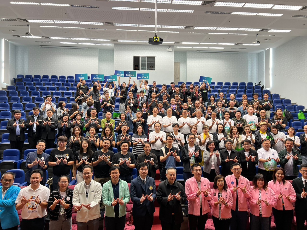 LINE_ALBUM_picture_230928_1-(1).jpg