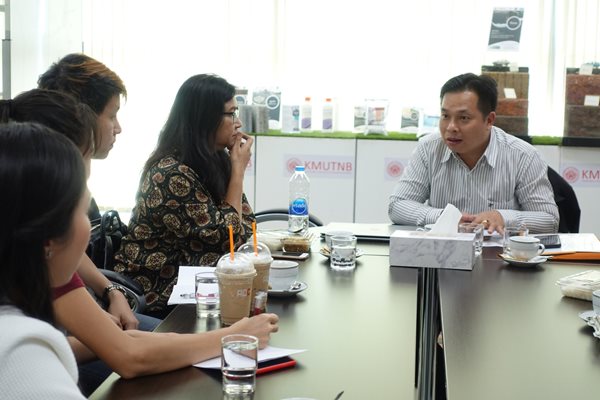 สมภาษณ-อ-เนน_181214_0024.jpg