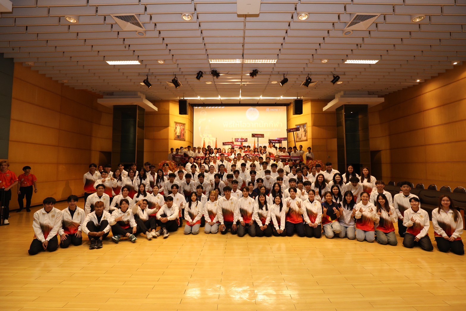 LINE_ALBUM_พธใหโอวาท_250107_11.jpg