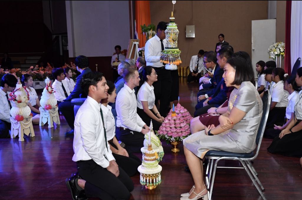 ca725045-6d66-4d66-bd7c-475238bdaea6.jpg