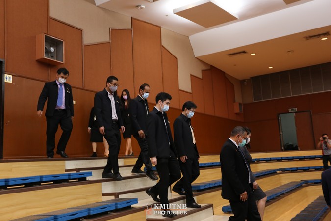 พธไหวคร-5.jpg