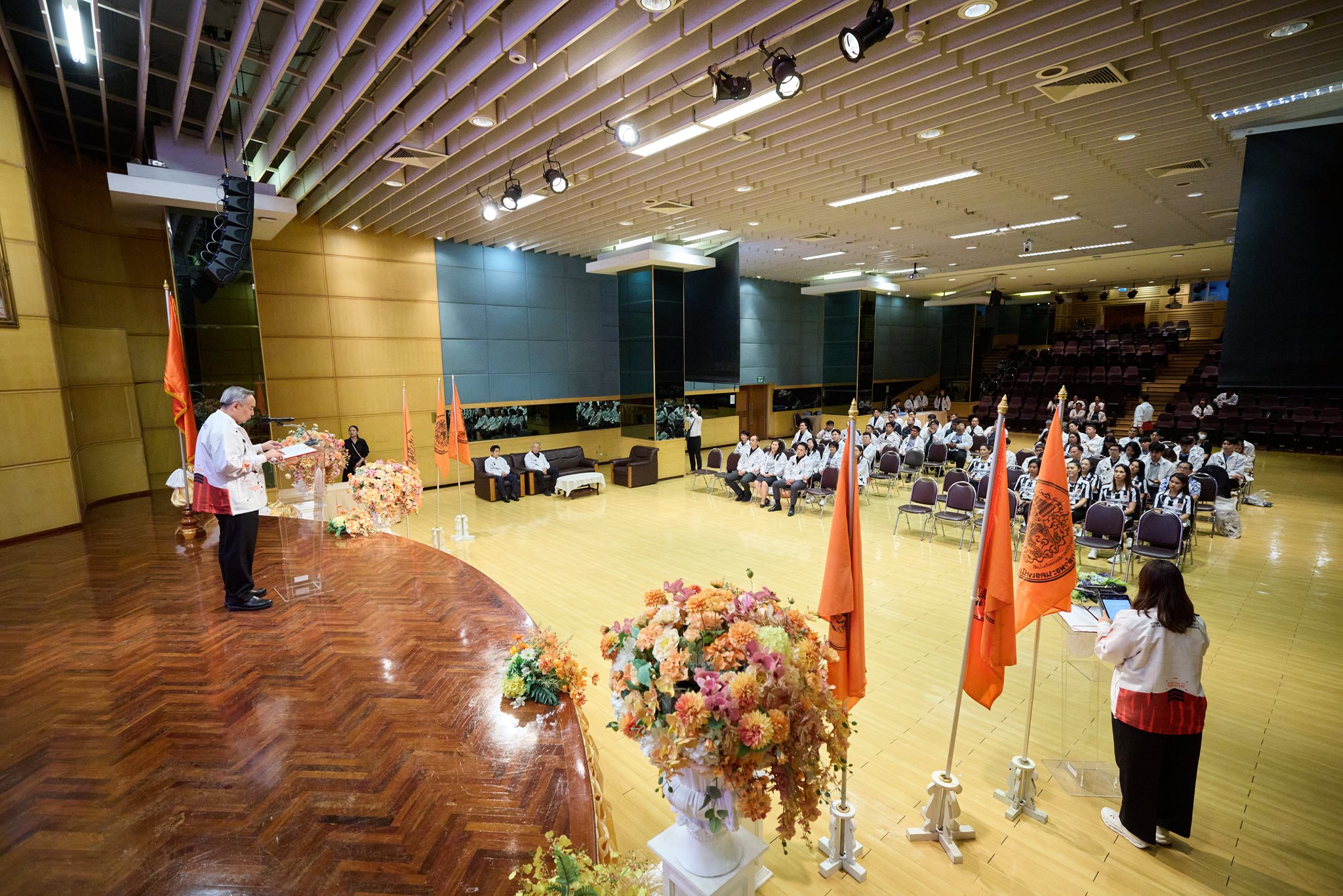 R52_8975.jpg